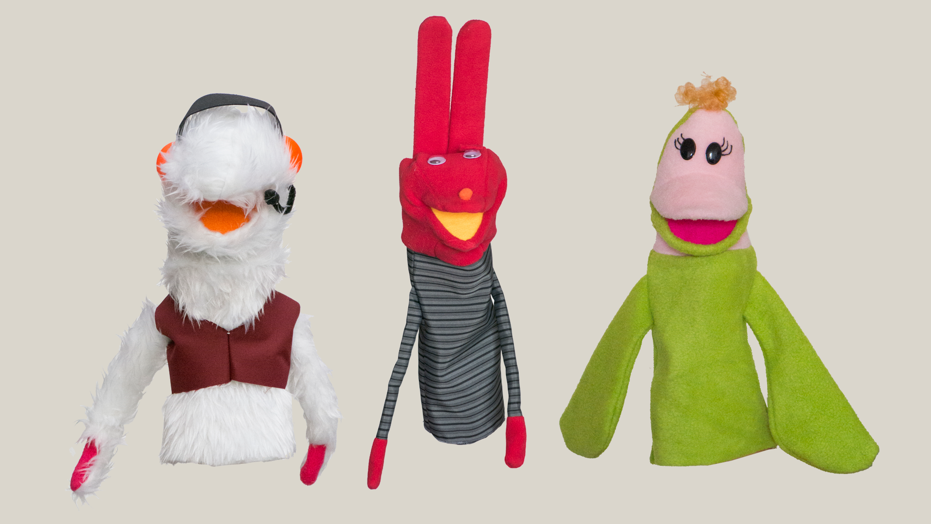 Nuevos productos: títeres, jockeys y poleras